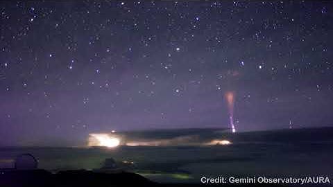 New  Gigantic Jet Lightning and Gravity Waves in Motion