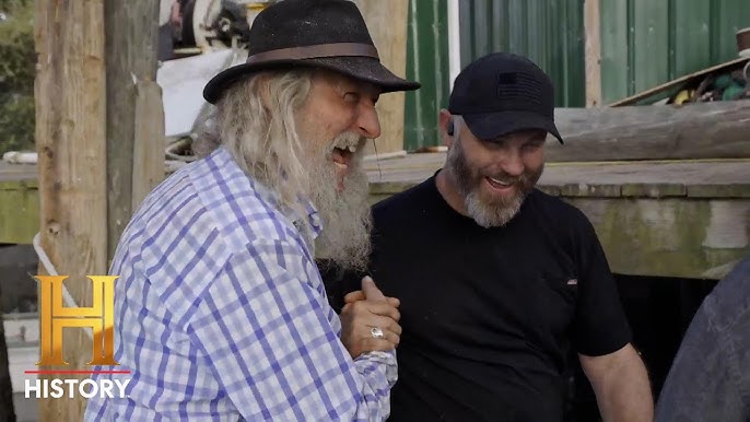 Mountain Men: Eustace Faces CRITICAL Repair for Decaying Boat Dock (Season  12)