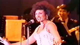 Dame Shirley Bassey  When Youre Smiling yokohama 1990