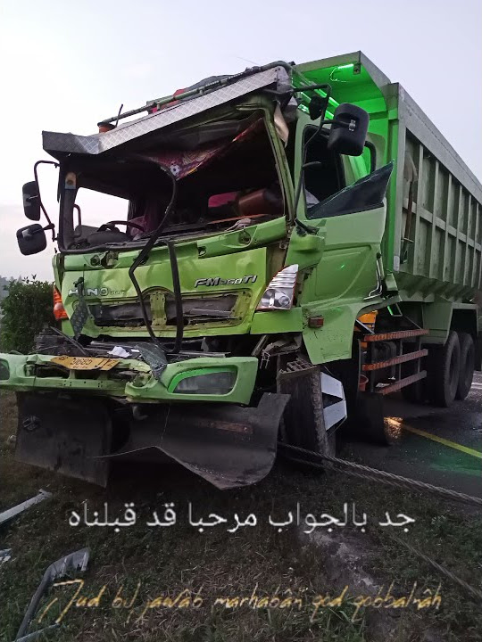 STORY DRIVER TRUK HINO YANG KECELAKAAN 😰 BERTARUH NYAWA DEMI KELUARGA TERCINTA😭
