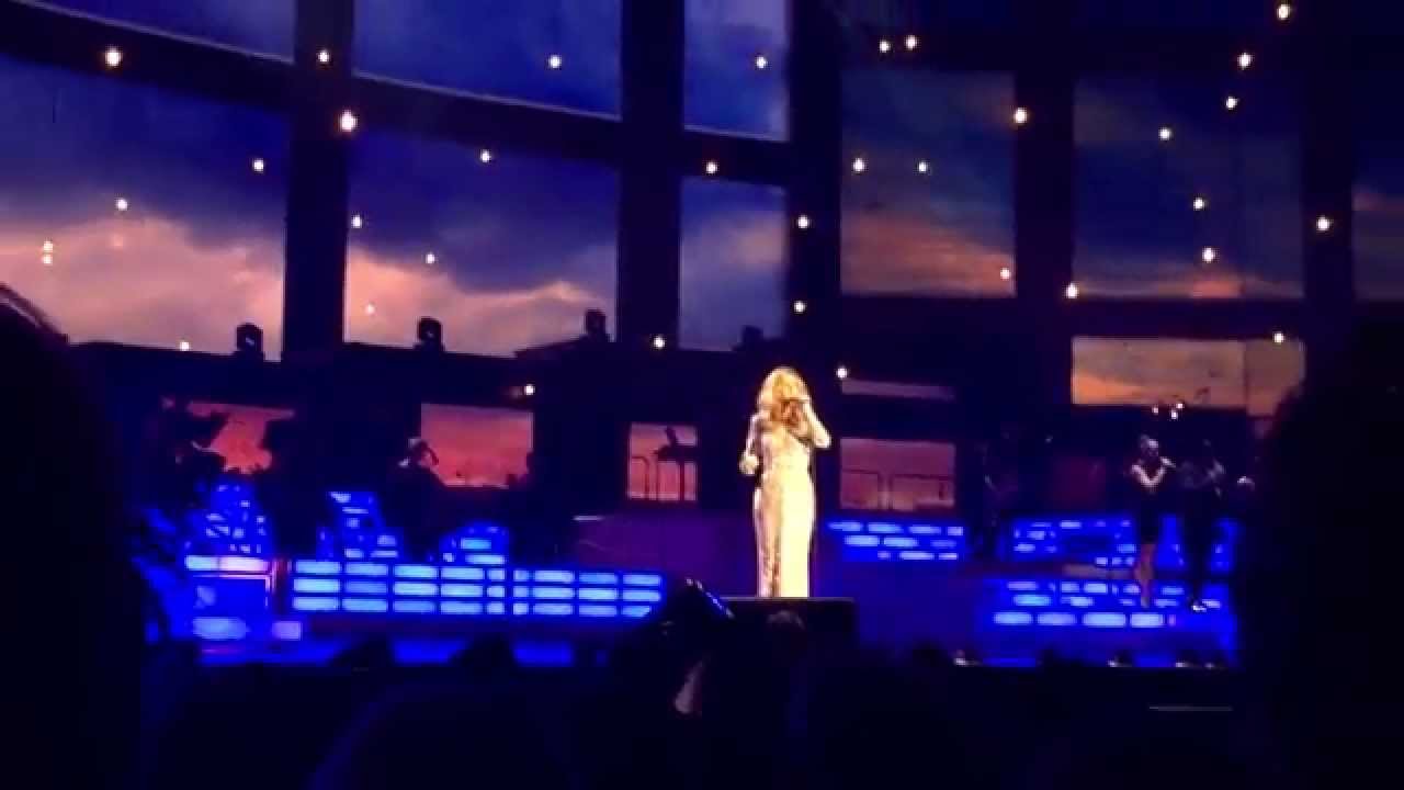 Celine Dion 2015 (NEW) - It's All Coming Back To Me/Power of Love (Medley)