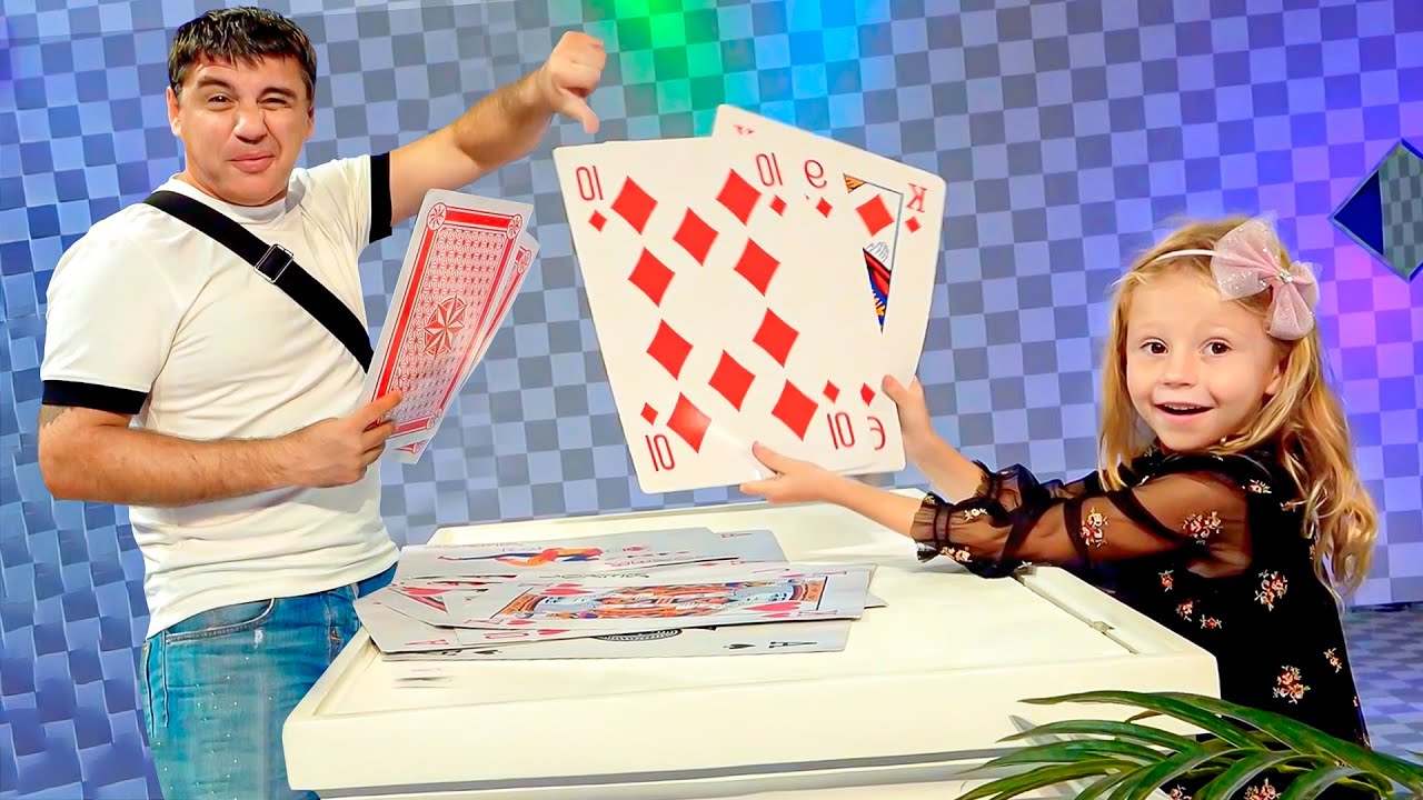 Nastya and dad walking around the museum  for kids