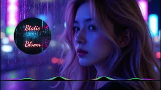 Static Bloom (Remix) - Isla Monroe ️🎵 Soundscape Official