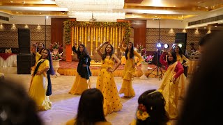 Wedding Dance Performance | Apeksha Mohinani |Friends Dance | Group Dance