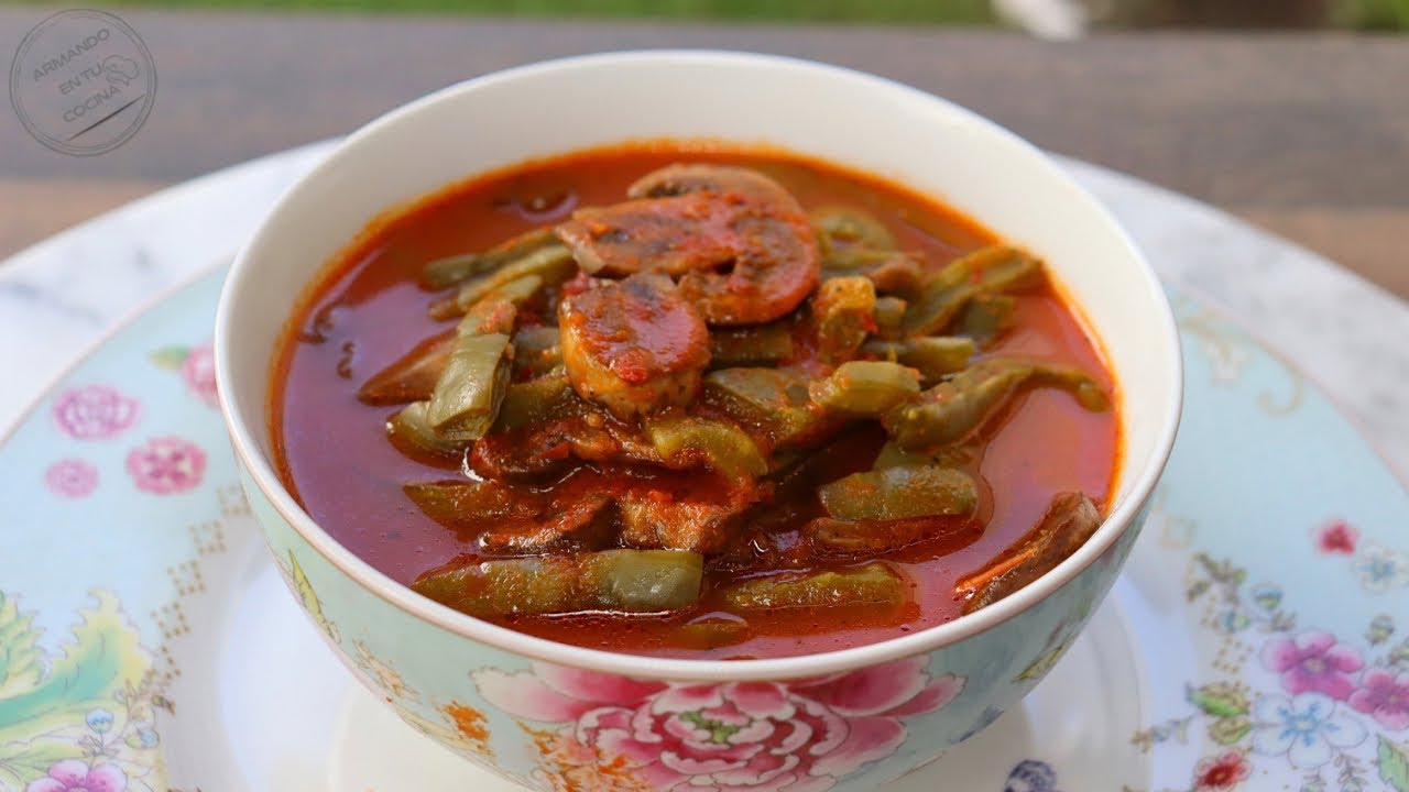 Sopa De Nopales Con Chile Guajillo