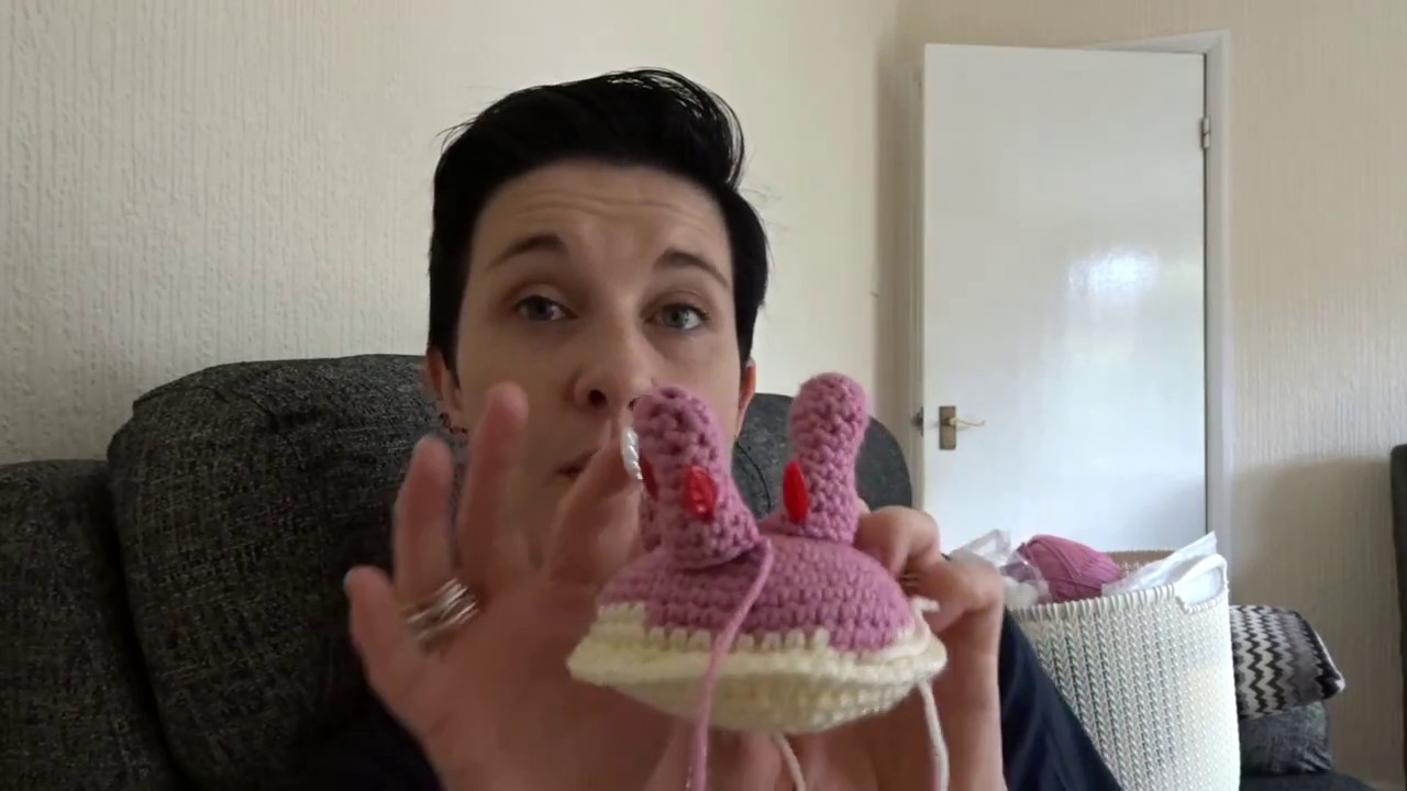 Vlog every day in July 16.07.18 Haircut and headache crochet vlog