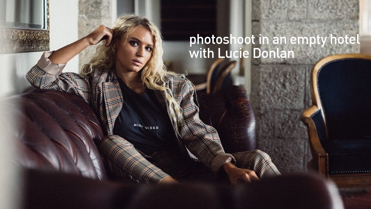 Photoshoot in an empty hotel with Lucie Donlan
