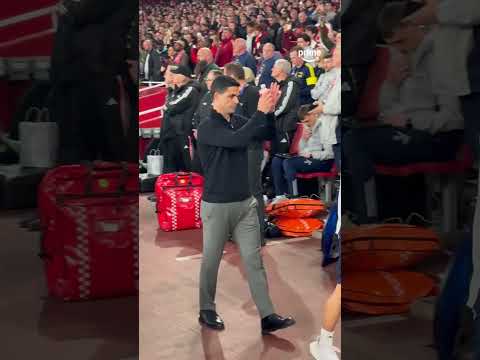 Video Arteta with an ARSENAL BOTTLE