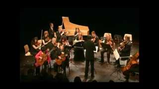Video thumbnail of "Vivaldi: Andante in E minor RV532 - Evangelos & Liza guitar duo"