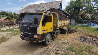 Dump Truck Full Bak Bongkar Tanah Timbunan | Angkat Bak Maksimal