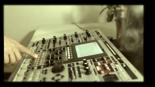 Information Abstract Data Live Roland MC-909 Update