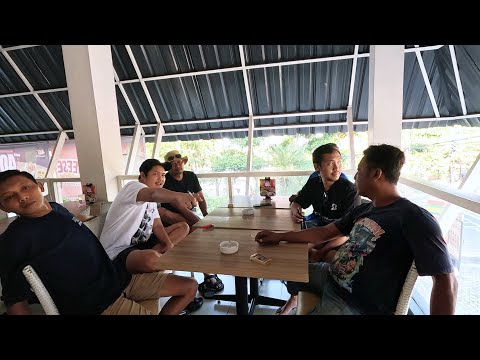 BTS NGAJAK WARGA DESA MAKAN PIZZA | VIDEO PAK KULOT TOMBLOK MAKAN PIZZA ADA DI MEMBERSHIP~ SIKAT