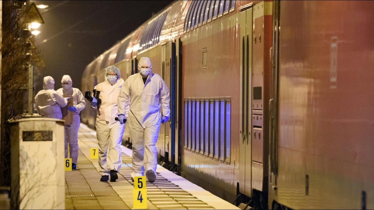 Messerangriff im Zug: Täter wurde schon mehrfach straffällig | AFP