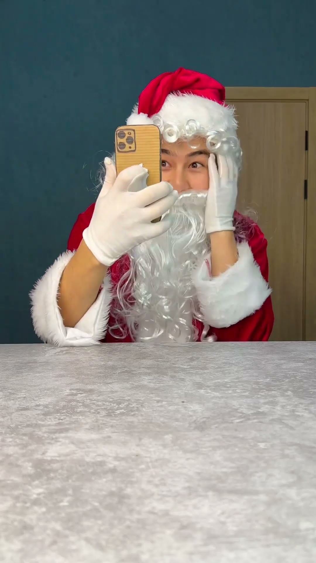 Magic Santa Claus ??