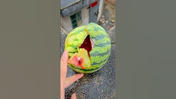Experiment: Will a watermelon or a golden pumpkin explode if it rolls down a tall building?#shorts