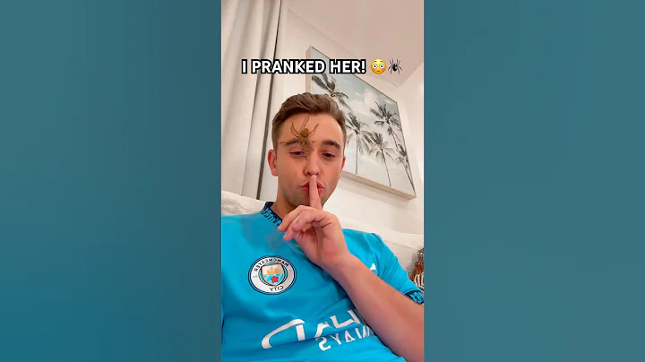 PRANKING MY GF WITH THE SPIDER FILTER! 😳😱 #funny