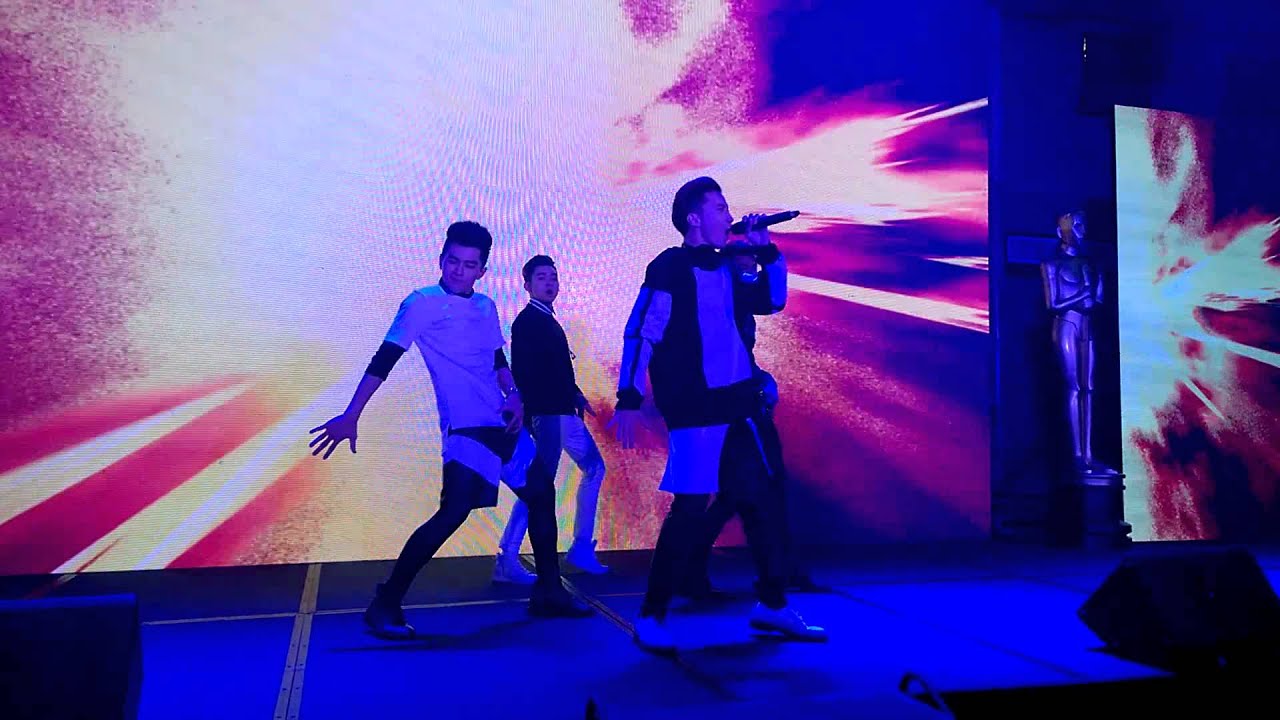 365 Band_Hai Cô Tiên (PwC HCM X'mas Party 2014)