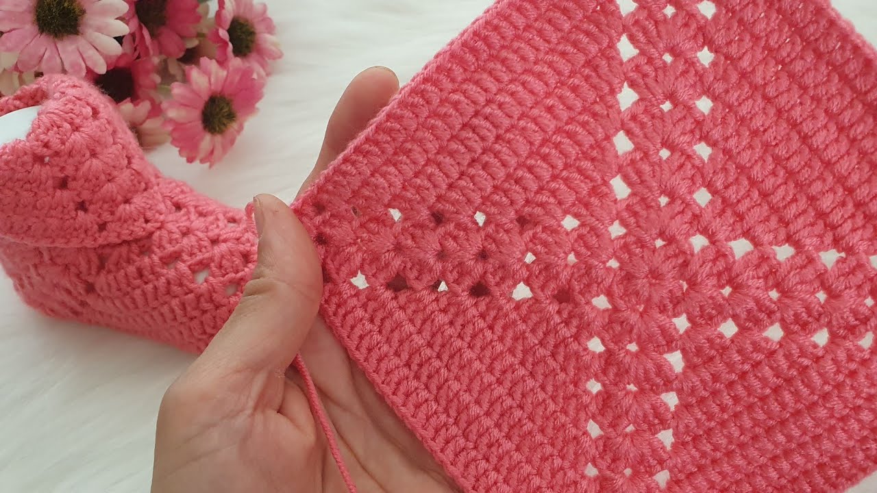 Как связать самую милую детскую обувь? ✅️ Модели детских пинеток с квадратным мотивом