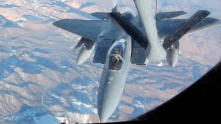 Wonderful Video of Air Force Tanker Aerial Refueling with Fighter Jets