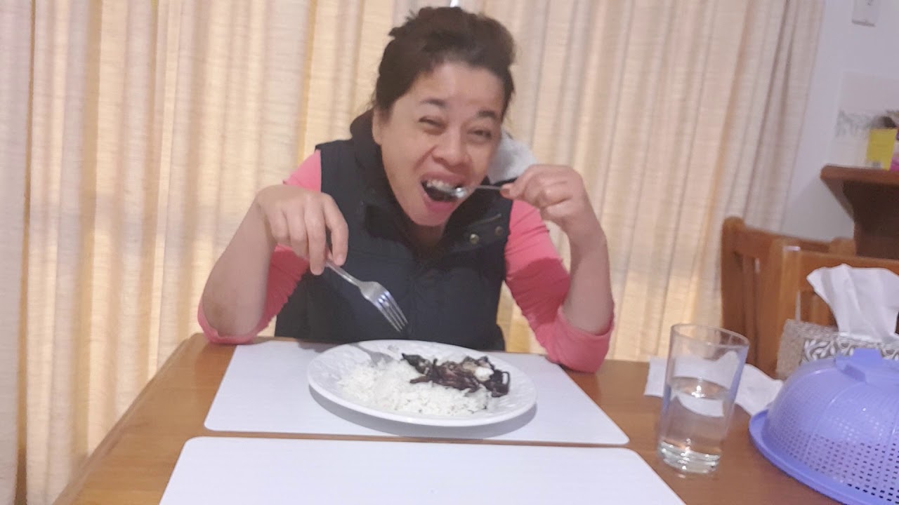 Eating pregnant squid! YouTube