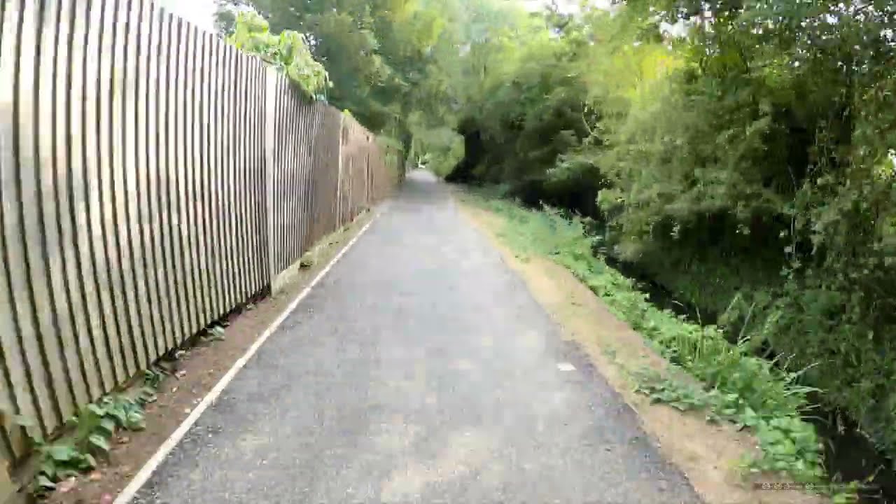Boundary Brook Path to Oxford Spires Academy, 1st September 2022