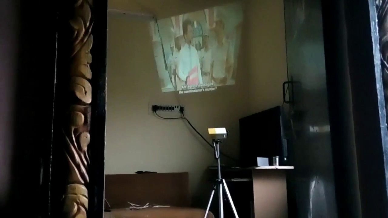 Yg 300 Lcd Mini Portable Led Projector Daytime Wall Projection Test Youtube