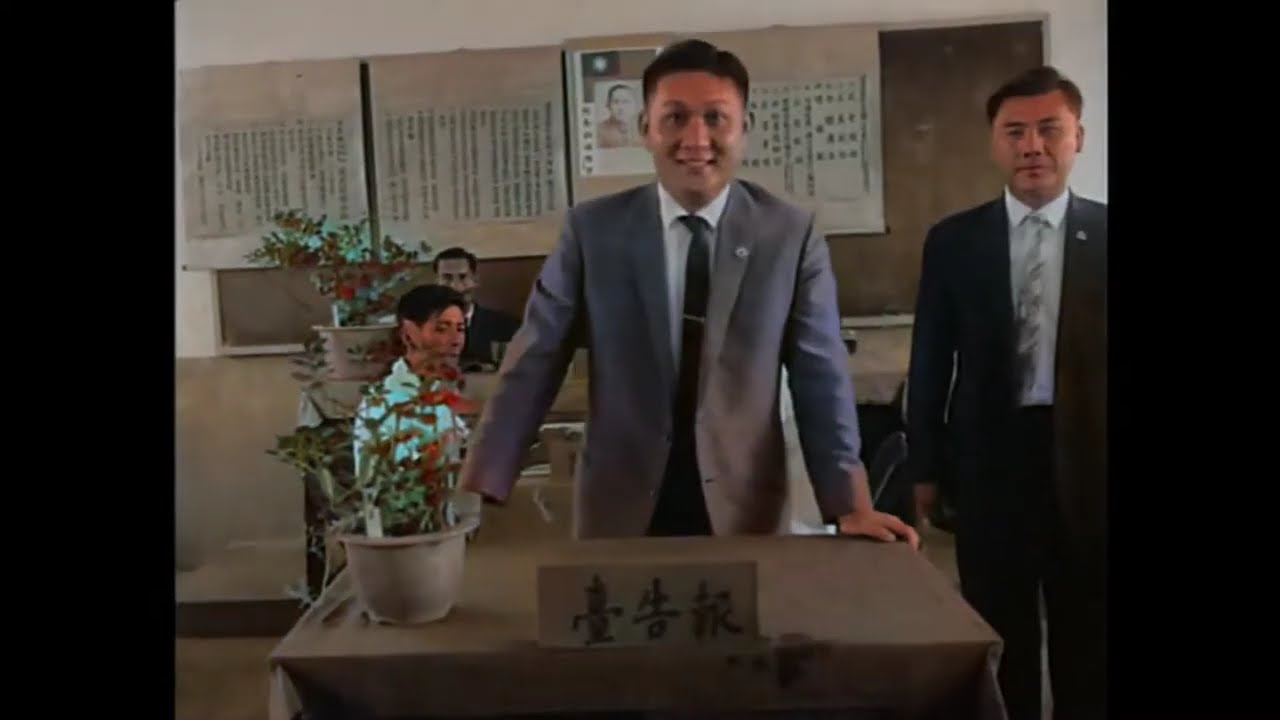 (民國56至58年間)屏東縣市街景《進步中的屏東縣》：｜1967 to 1969 Taiwan｜紀錄片｜AI上色數位修復｜神龍小組跳傘｜小琉球風光｜懷舊｜精選影片