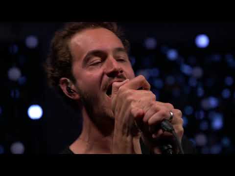 Putar Nothingness - Editors
