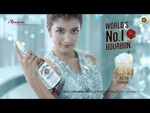 ローラ CM バーボン サントリー ジムビーム 「Squeeze」篇