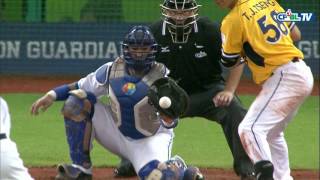 05/31 兄弟 vs 富邦 七局上,富邦更換投手張耿豪後,連續三振兩名打者化解危機