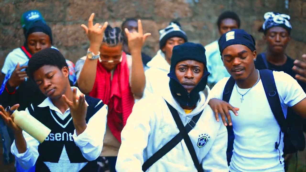 TONY KIPHA - DERBY FEAT SIX BANANES ( CLIP OFFICIEL ) 