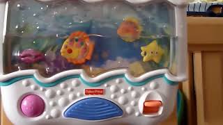 Fisher Price Ocean Wonders Aquarium Soother Baby Crib Toy 