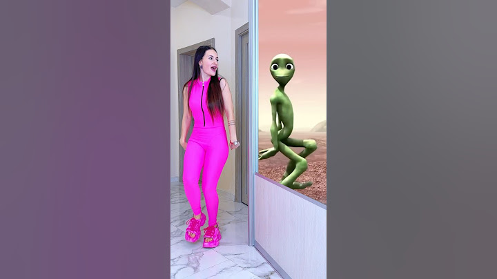 What’s Wrong With My Dame Tu Cosita Mirror?) #katebrush #shorts #viral #dametucosita
