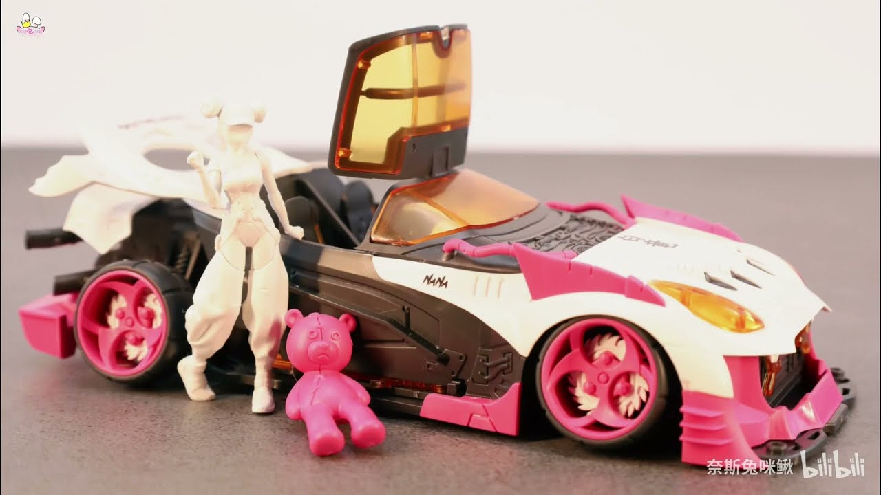 Suyata Madness of The Street Dragon Wing & Nana Model Kit Set of 2