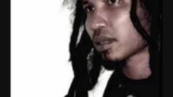 Ipang ~ Menunggu Kesempatan OST Bukan Cinta Biasa (Lirik/Download)  - Durasi: 4:10. 