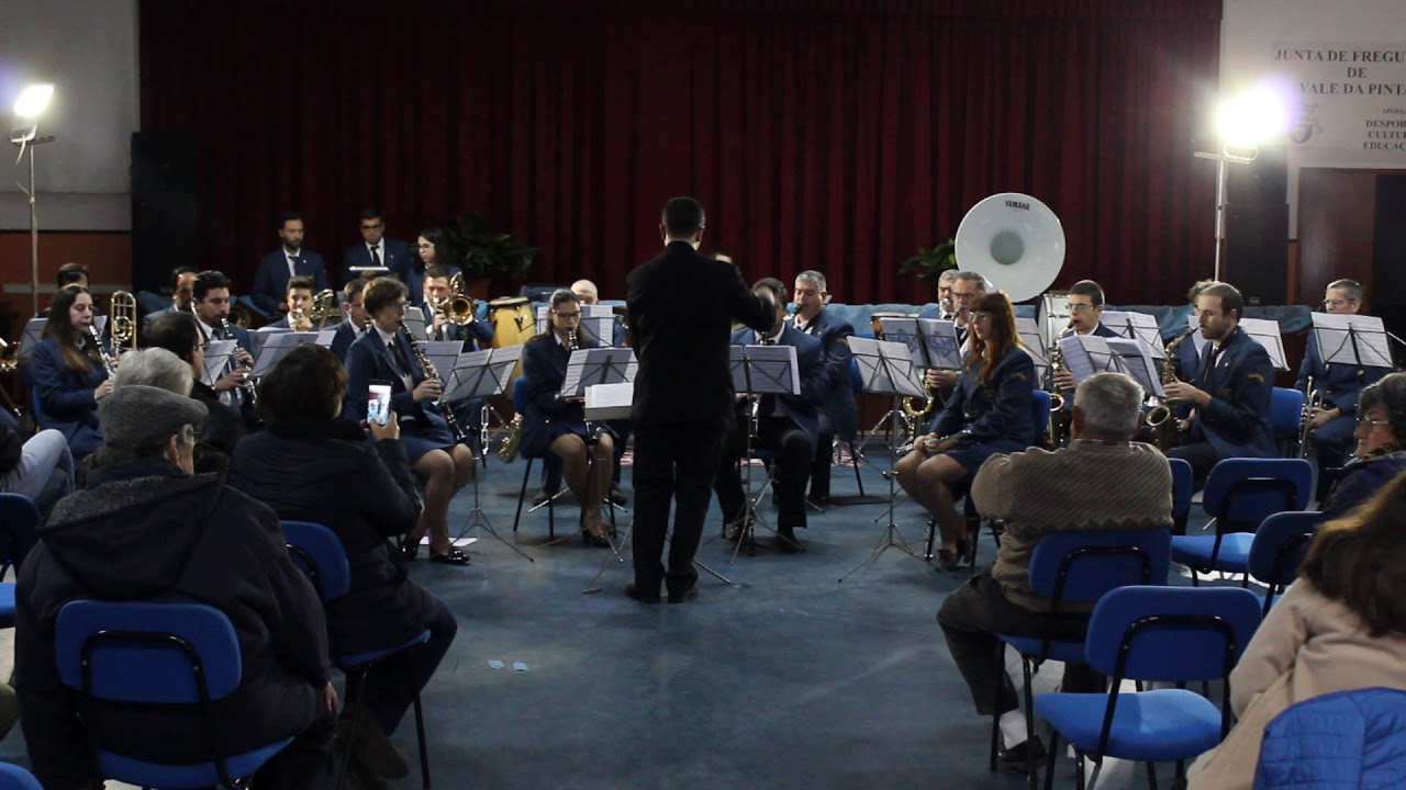 "Supertramp" pela Banda da Sociedade Cultural e Recreativa de Vale da Pinta
