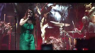Lana Del Rey - West Coast (Live at Hollywood Forever 2014) Resimi