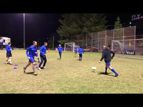 サッカー練習の一コマ