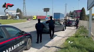 Casello di Capriate, operazioni di presidio dei carabinieri con l'elicottero