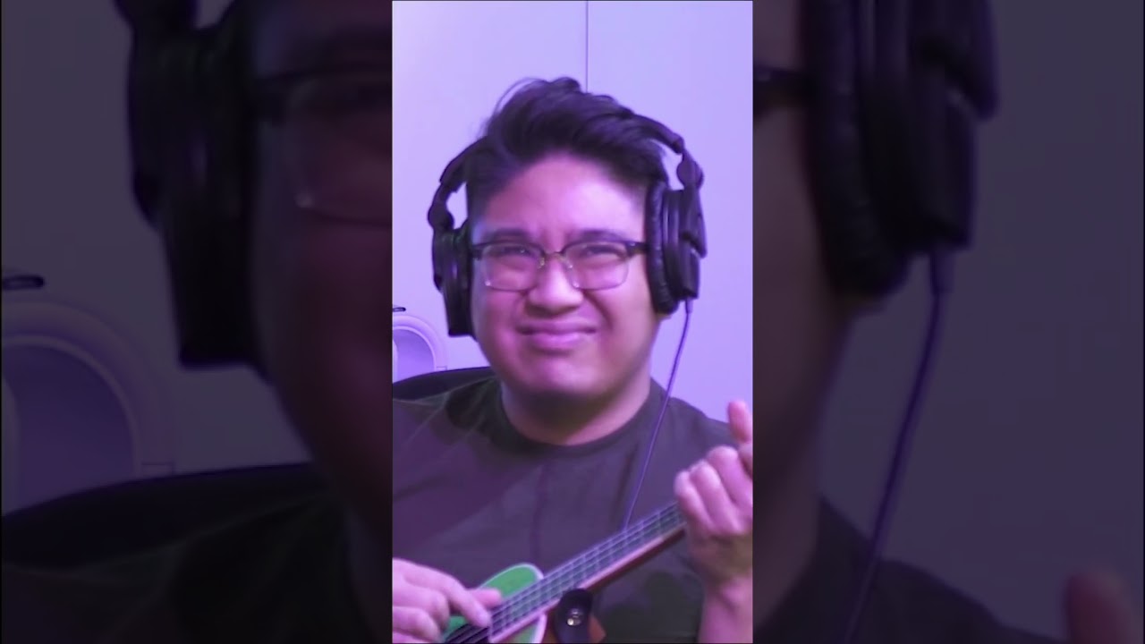 Ukulele is now officially under the resume ☑️☑️📝📝📝