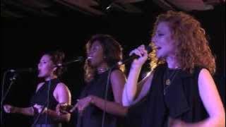 Jess Glynne -  Don't Be So Hard On Yourself (Live @ 363 Oxford Street)
