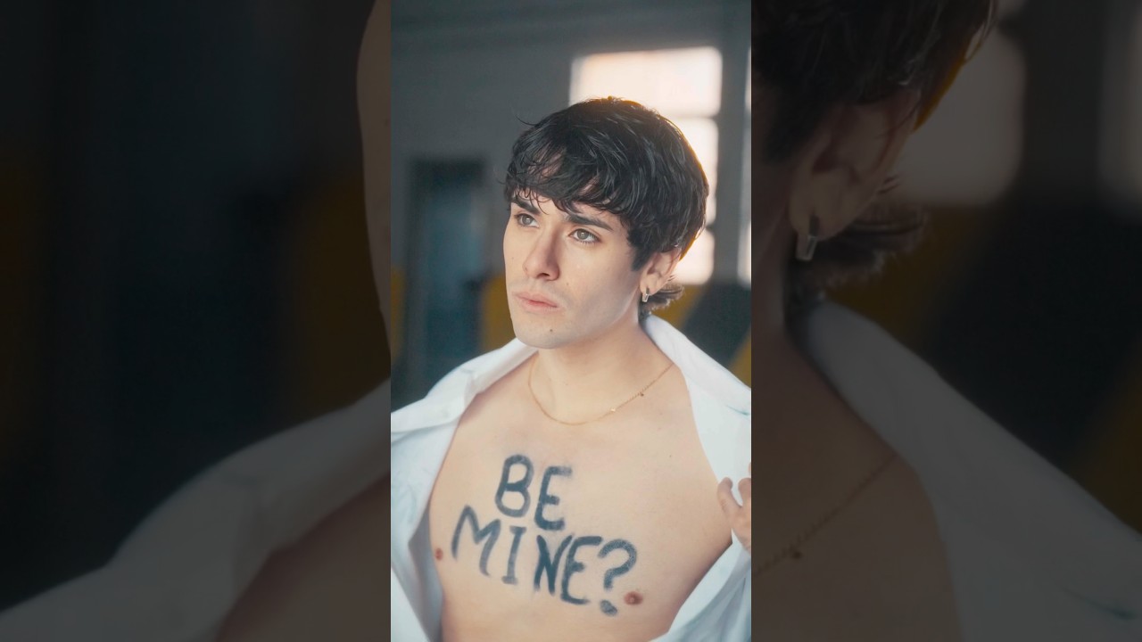 Searching for my Valentine, any takers? 💌 