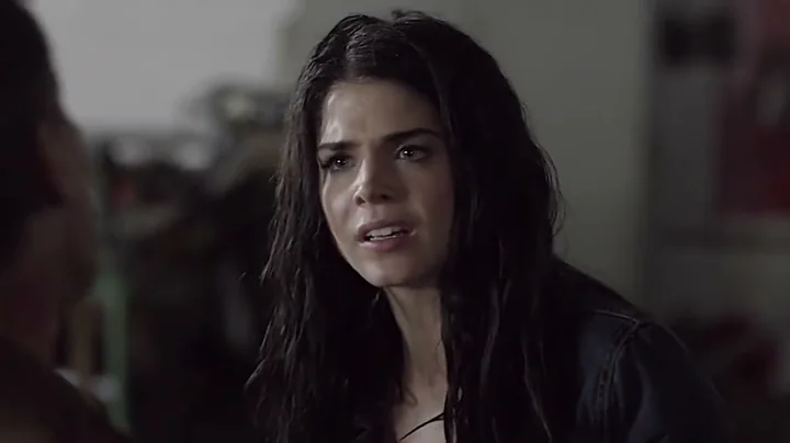 Sandra Lowe (Dead Rising: Endgame) Marie Avgeropou...