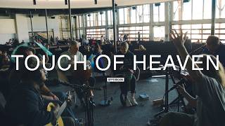 Touch of Heaven - Jonathan Lewis + Hanna Sheets | UPPERROOM Monday Set 02/16/2026