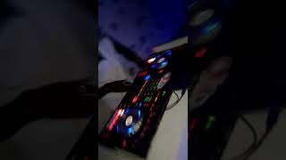 SELECTA AKATA  doing his own thing