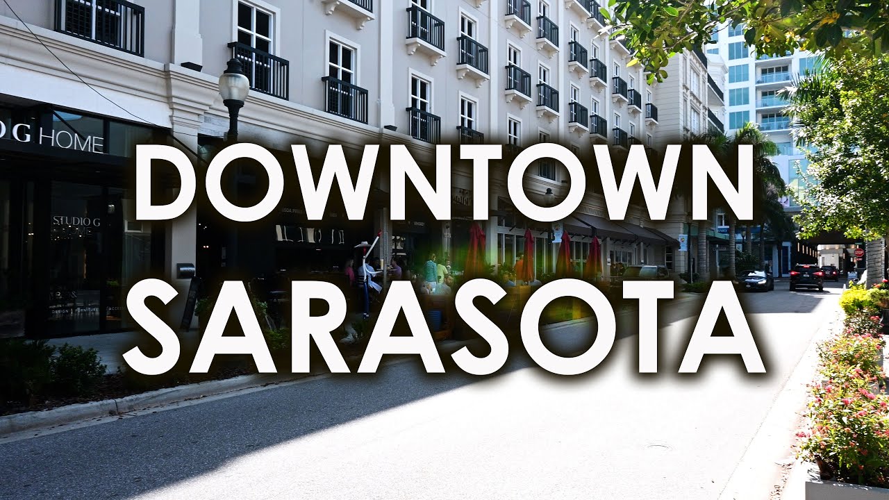 LIVING IN DOWNTOWN SARASOTA FLORIDA🌴/ A TOUR of downtown Sarasota and