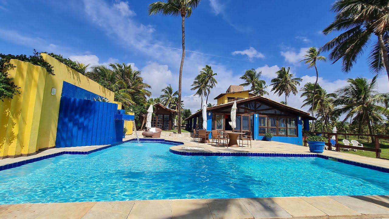 Excelente casa 5 suítes, Pé na areia, Porteira fechada, Busca Vida, Camaçari - BA.