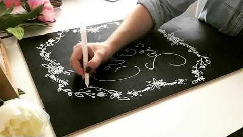 DIY Floral wreath welcome chalkboard wedding bride calligraphy paint pen chalk flowers