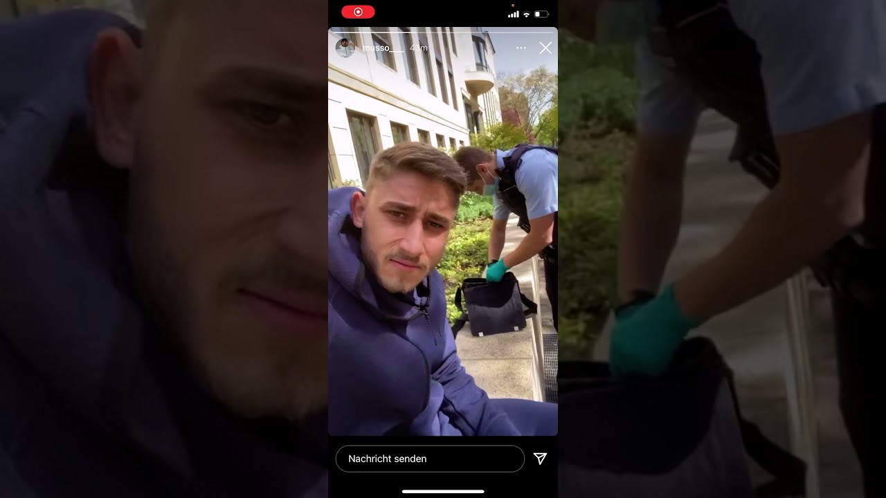 Musso wird von Polizei kontrolliert und durchsucht😱‼️‼️