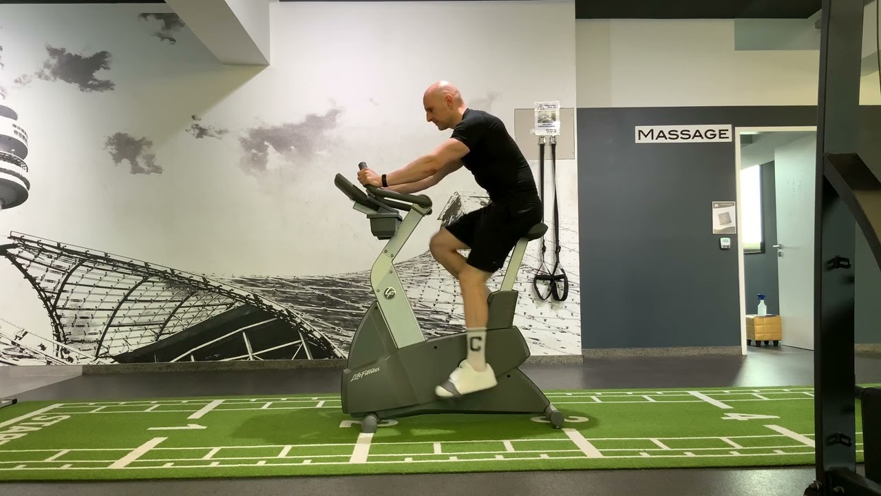 Sitzfahrrad (Radergometer im Sitzen) x clever fit